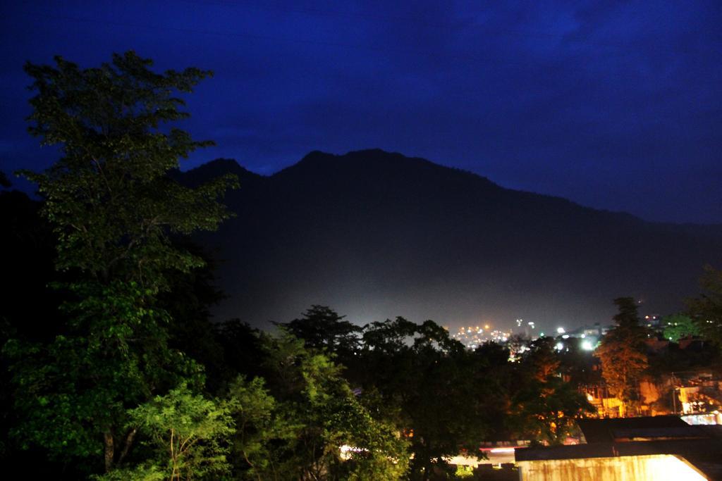 Rishikesh Sadan A Yoga & Spritual Retreat Hotel Tapovan Kültér fotó